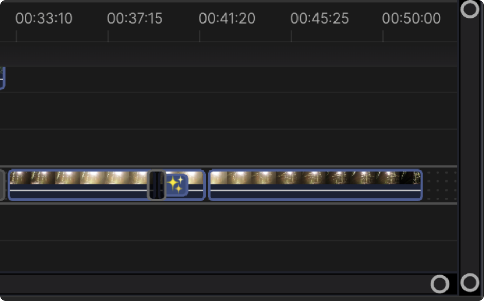 Timeline UI showing zoom controls before